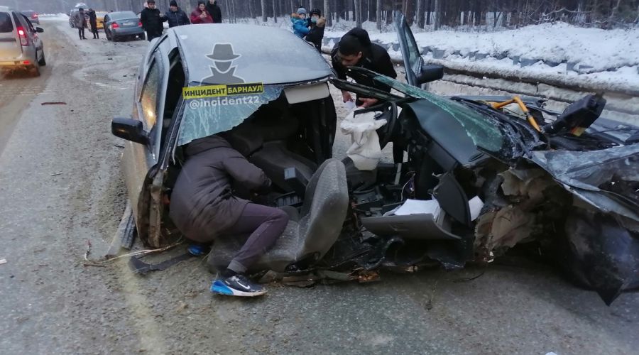 Отечественное авто разорвало на части