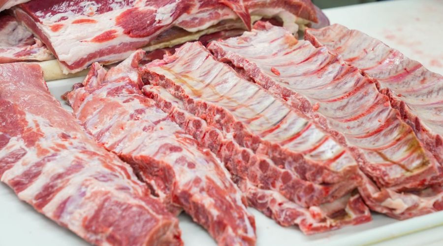 В Алтайском крае власти рассказали о поддержке рублем строительства новых скотобоен