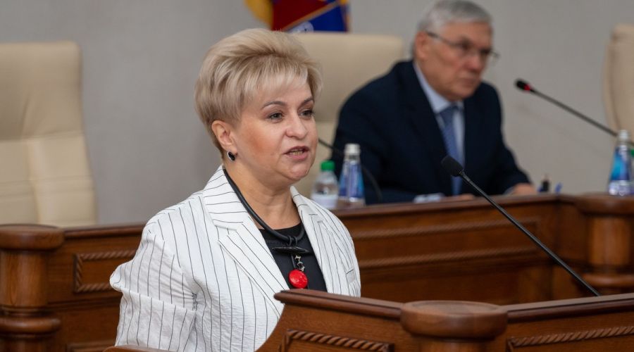 На новый срок: Ирина Акимова переизбрана председателем избиркома Алтайского края