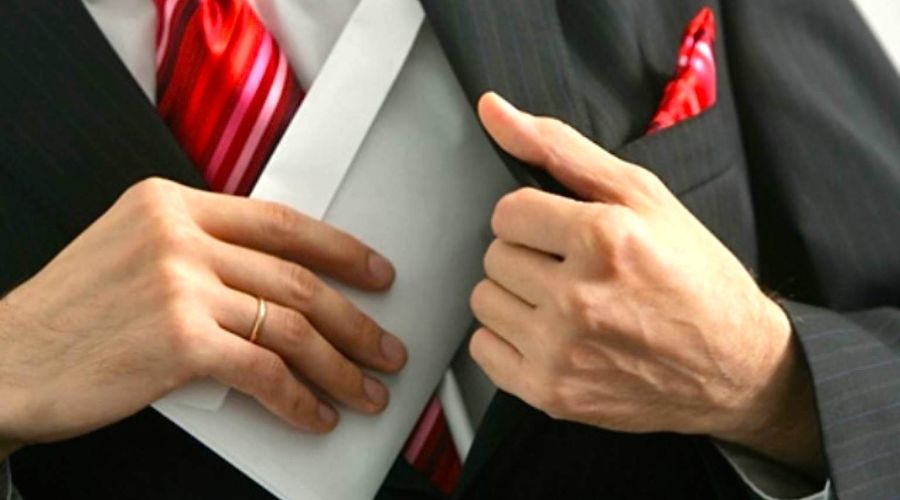 Коррупция в крае пока процветает