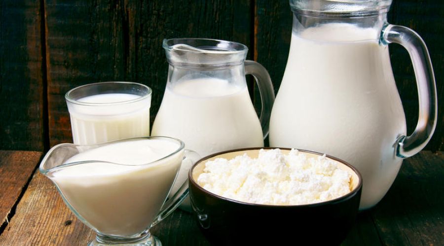 Цены на молоко продолжают шокировать жителей края