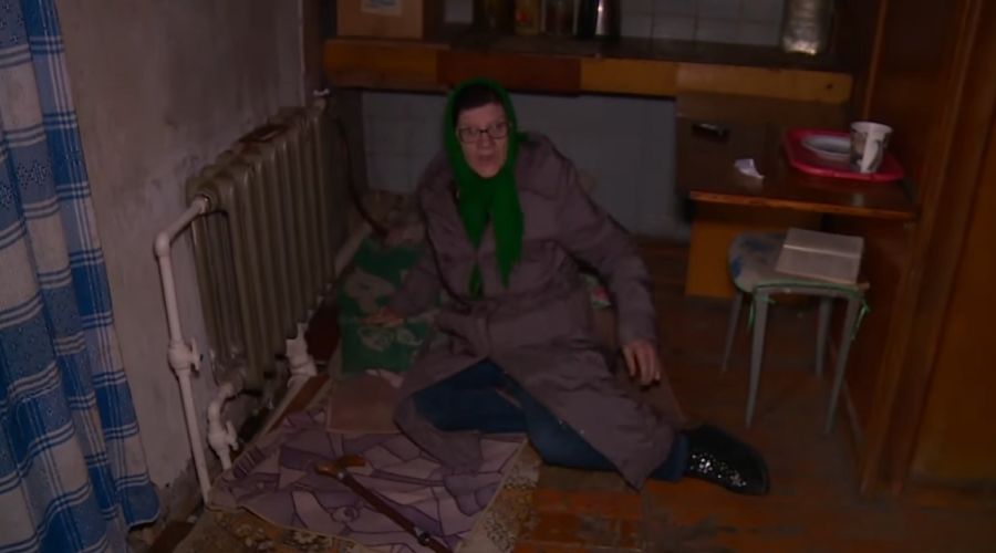 Комнату в разваливающемся общежитии УФСИН опечатали вместе с пожилой жительницей Бийска (обновлено)