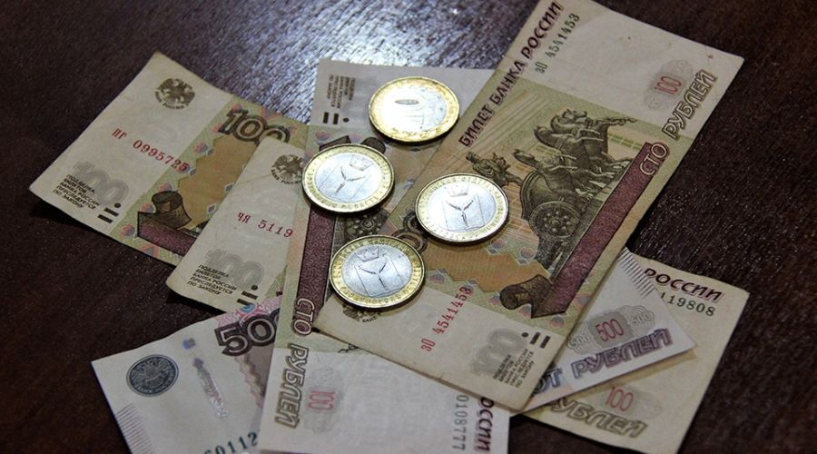 Зарплата в крае к концу года может достигнуть 33 тысяч рублей