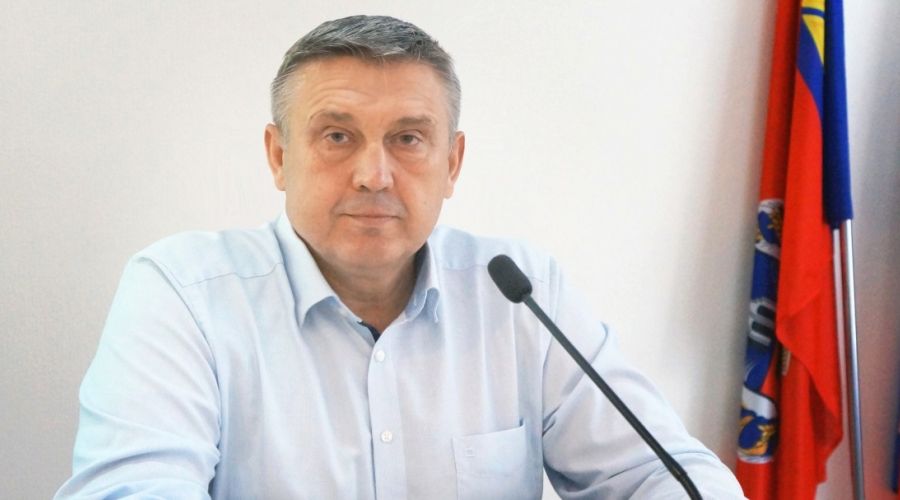 Глава Тальменского района отделался предупреждением от депутатов за нарушения в декларации о доходах