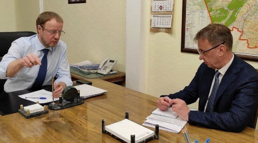 Алтайские единороссы попросили губернатора пересчитать стоимость сиротских сертификатов на жилье