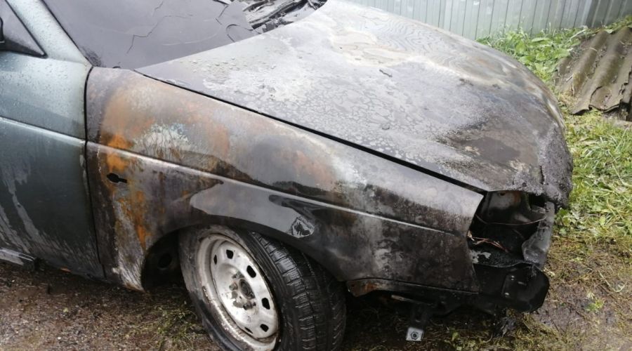 Двух жителей Чарышского района будут судить за поджог служебного авто руководителя местной полиции