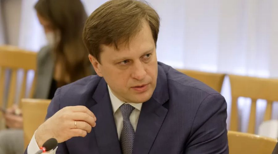 Глава Минздрава дал главврачам полномочия по сокращению плановой медпомощи в Алтайском крае