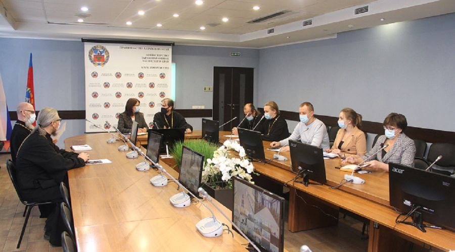 Пациенты стационаров больниц Алтайского края смогут приглашать священников