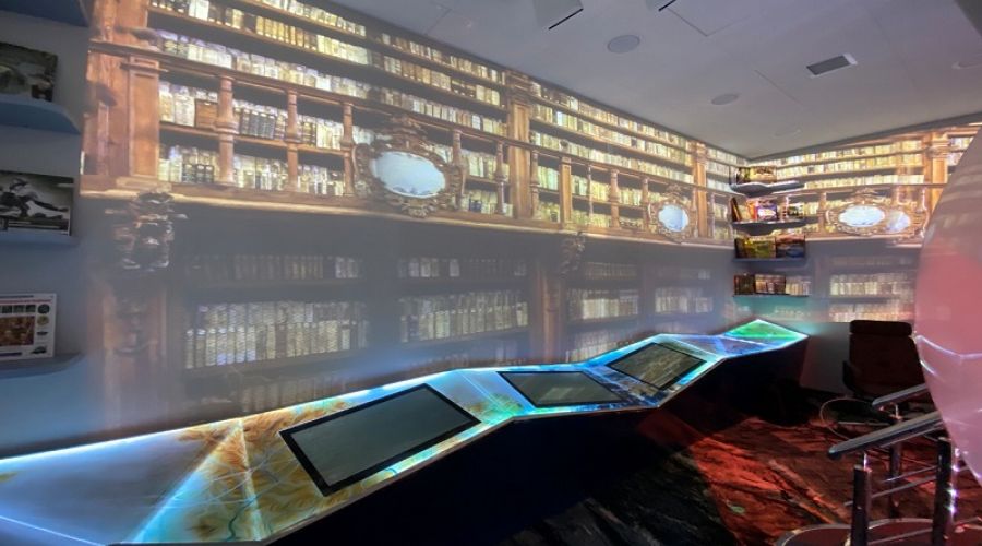 Демонстрационный зал примет горожан уже через две недели