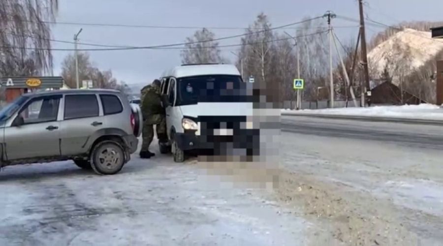 Последователя националистов задержали на Алтае после публикации стиха об американском террористе