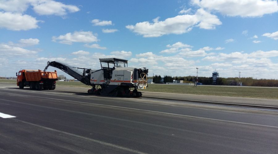 Контракт на ремонт взлетно-посадочной полосы барнаульского аэропорта вновь отдадут алтайскому депутату