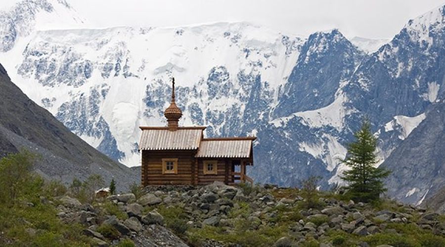 Поджигатель часовни в горах Алтая вышел из психбольницы и снова вызывает опасения местных жителей