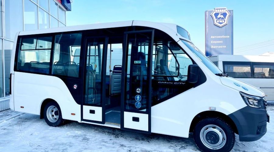 Более половины районов Алтайского края не нашли перевозчиков под «подаренные» правительством автобусы