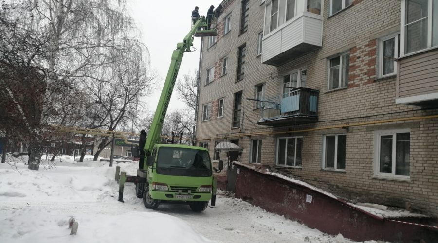 Жители барнаульской многоэтажки сообщили о бездействии скандальной УК в «период камнепада»<span style=