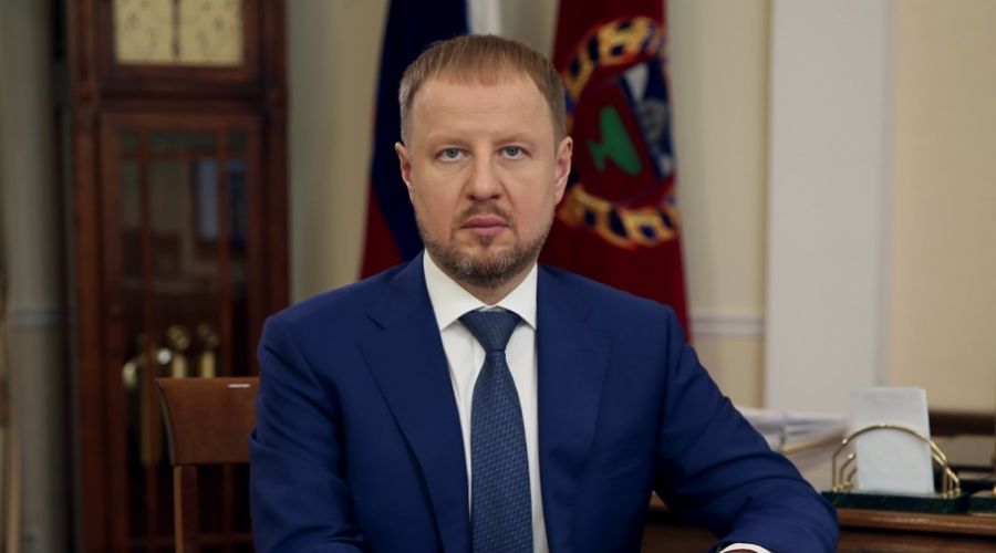 Виктор Томенко заявил о необходимости принять закон о статусе медработников Алтайского края