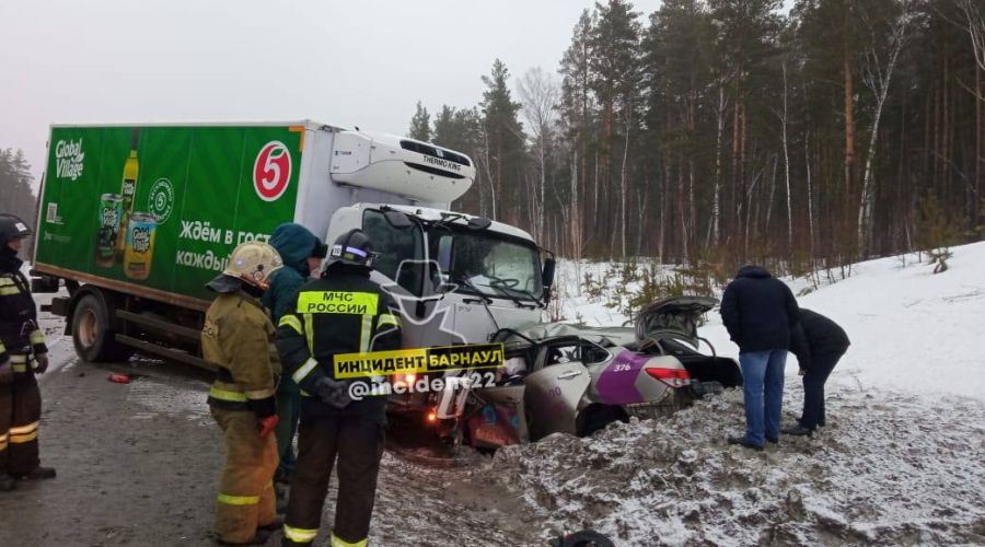 Последствия ДТП на «Чуйском тракте»