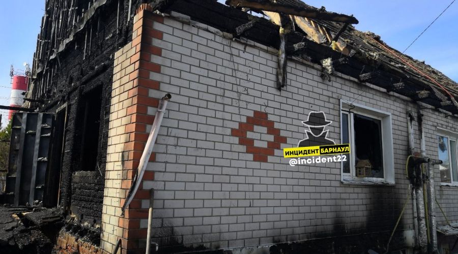 Следком возбудил уголовное дело по факту гибели троих человек на пожаре в Барнауле