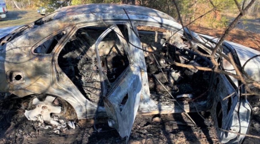 В Алтайском крае двое рыбаков сгорели во время ночевки в автомобиле