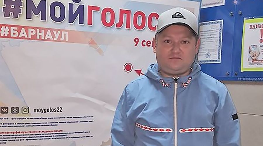 Алексей Каретников