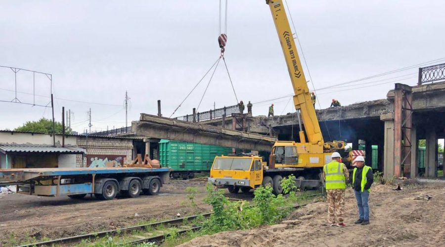 Подрядчик начал разбор основных конструкций моста на Новом рынке в Барнауле