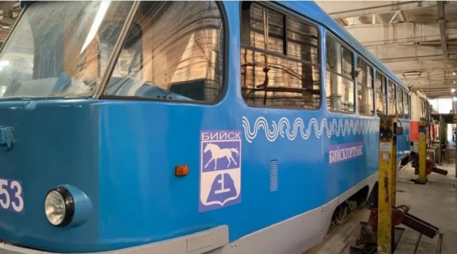 Голубые «собянинские» трамваи начнут возить бийчан с середины лета