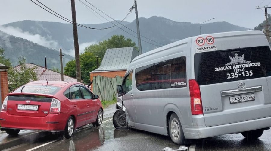 Общественники и депутаты просят о строительстве объездной дороги вокруг Горно-Алтайска из-за пробок