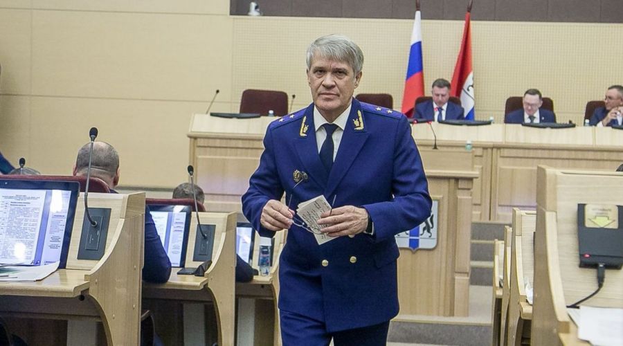 Экс-прокурор Алтайского края собирается вернуться в регион?