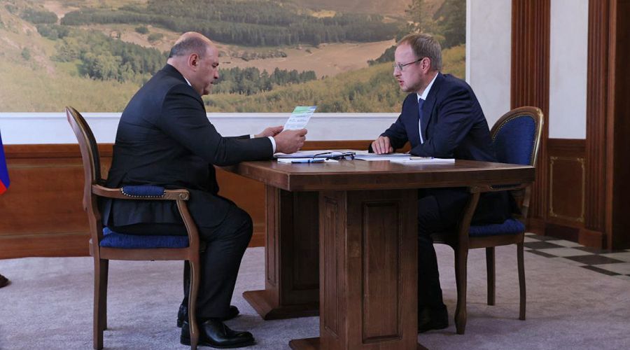 Доклад Виктора Томенко о программе развития Алтайского края омрачился критикой от премьера Михаила Мишустина
