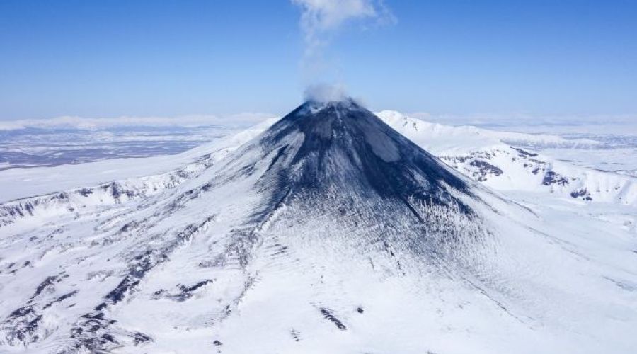Вулкан Ключевская Сопка на Камчатке