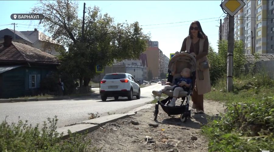 По версии мэрии, горожане довольны состоянием улицы