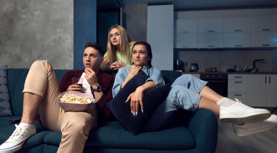 Лучшие шоу на телевидении для вечернего просмотра