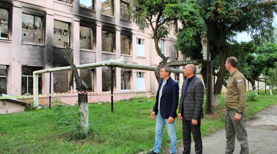 Алтайский думец рассказал о ходе восстановления Славяносербского района ЛНР с помощью края