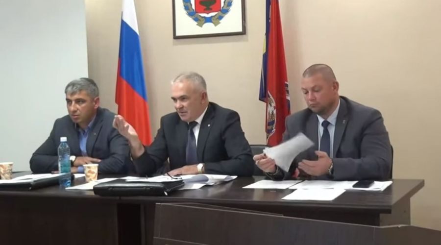 Журналист каменской газеты просит прокуратуру разобраться с «грозным» спикером местного горсовета