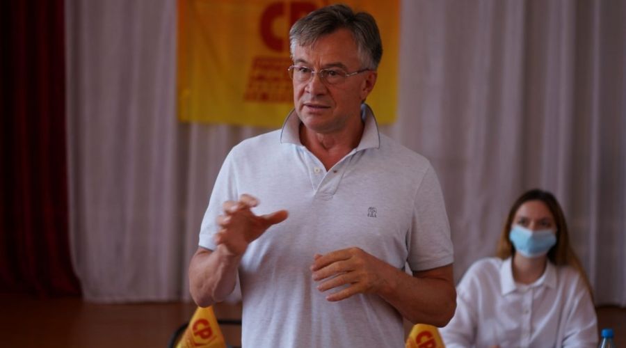 Лидер алтайских социалистов добился внимания властей к проблемам села в Тальменском районе