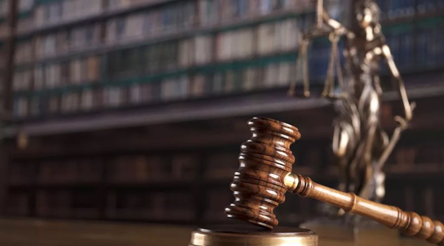 Защита барнаульского экс-полицейского попытается оспорить обвинительный приговор по делу о взятке