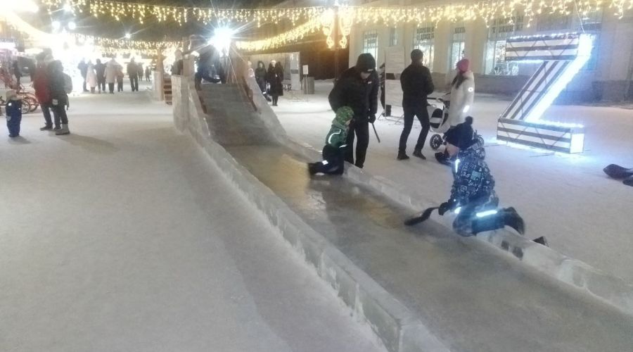 Одна из двух маленьких горок на Мало-Тобольской