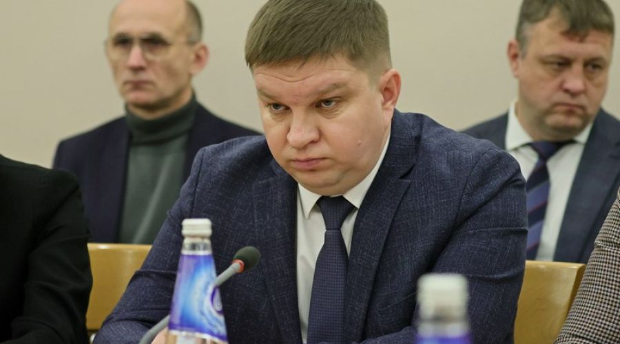 «Продолжаем в том же духе»: алтайский министр прокомментировал «похмельное» состояние дорог