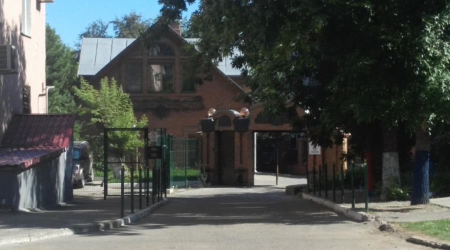 «Барнаульской сетевой компании» не удалось переложить «убытки» на несостоявшегося покупателя знакового особняка