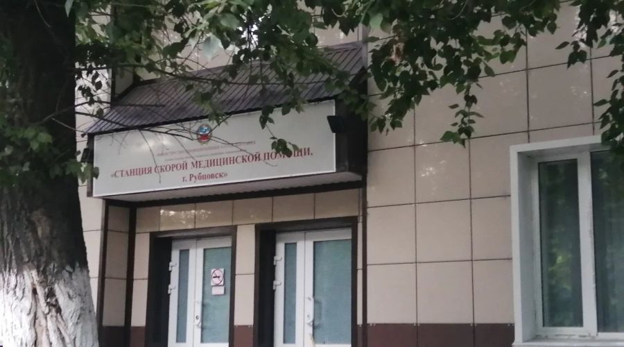В краевом Минздраве прокомментировали кадровый коллапс на Рубцовской «Станции скорой помощи»