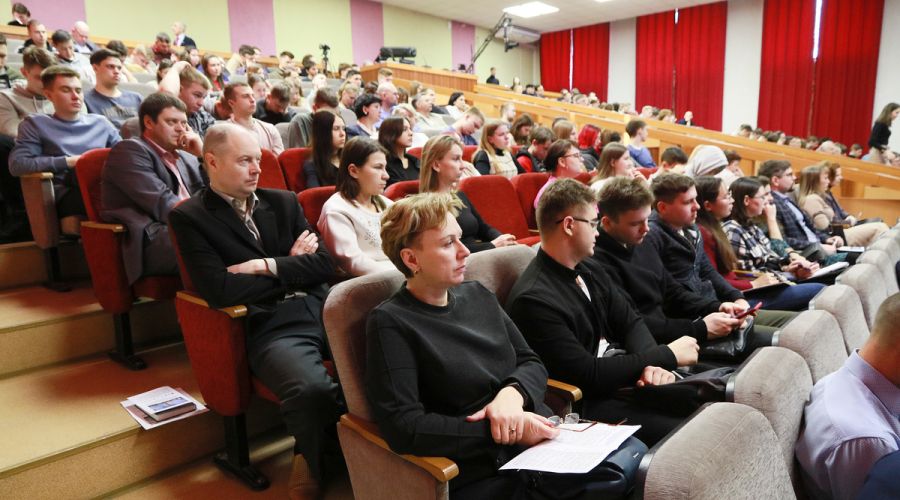 Российские и зарубежные эксперты на конференции в Барнауле обсудили высотное строительство