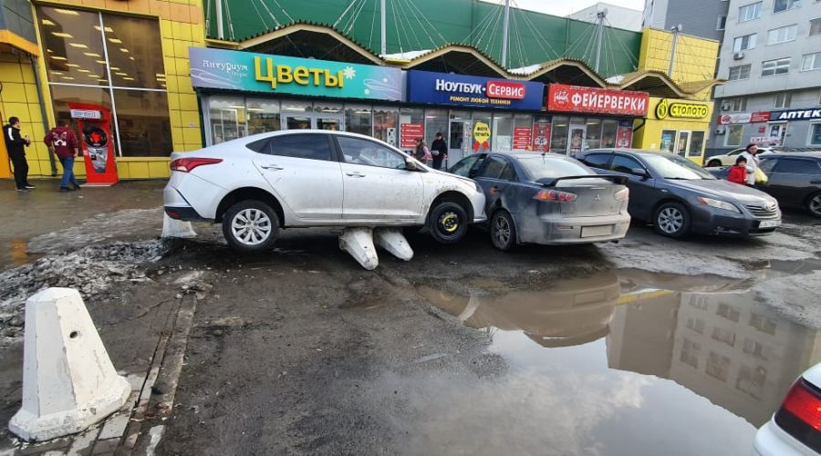 С явными признаками: в Барнауле полиция раскрыла обстоятельства ДТП с «взлетевшей» на бетонные конусы иномаркой