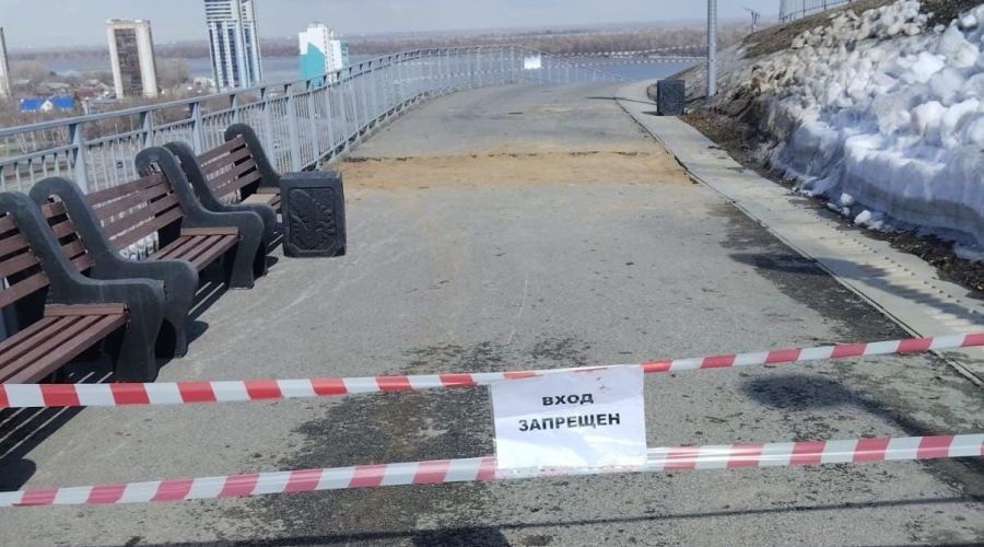 Мэрия Барнаула отчиталась об «устранении» провала в Нагорном парке