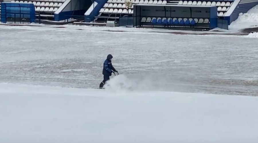 Барнаульская весна проДинамила футбол
