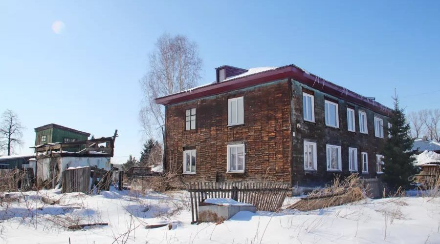 Глава СК РФ поставил на контроль проверку по жилищному вопросу бийчан из аварийного дома