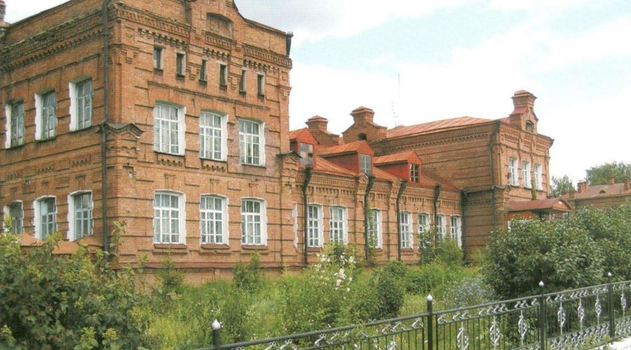 Здание Змеиногорского ликеро-водочного завода предложили арендовать за один рубль