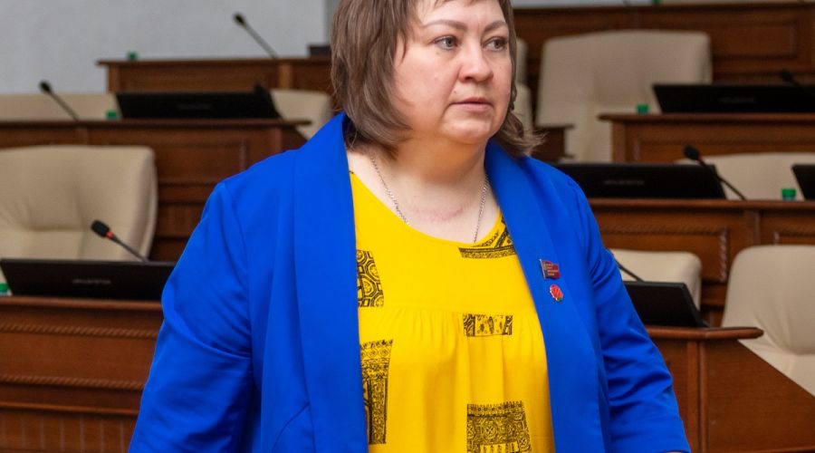 Алтайские эсеры намерены выдвинуть в губернаторы депутата краевого парламента