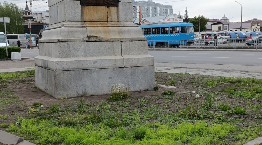 Мэрия Барнаула прокомментировала ситуацию с содержанием Демидовской площади