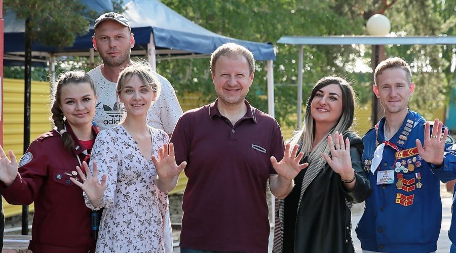 Виктор Томенко проведал детей в лагере «Юность» в Егорьевском районе