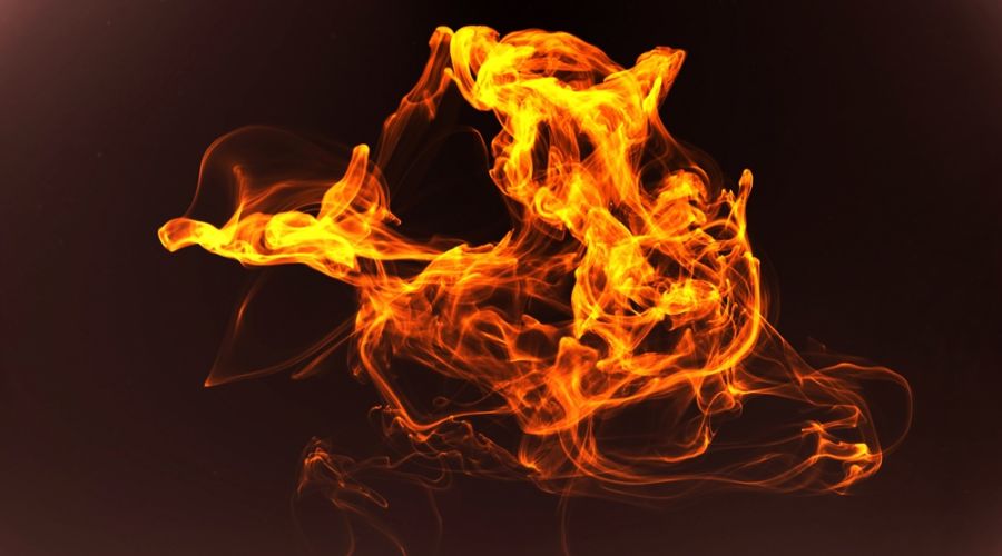 Четыре человека попали в реанимацию после взрыва газовых баллончиков на пляже в Яровом