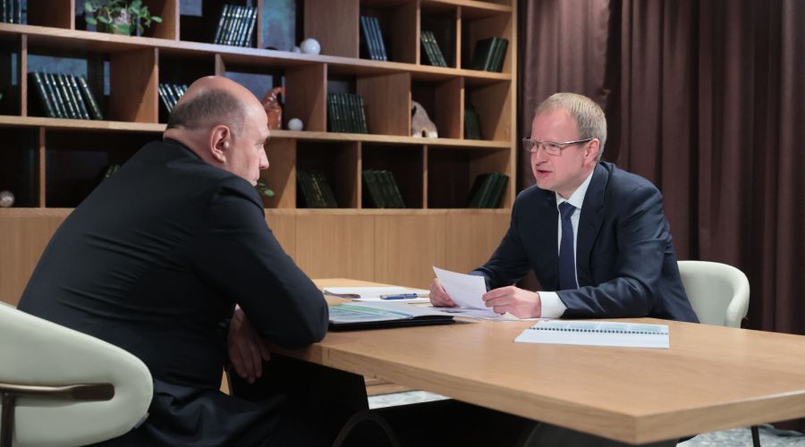 Премьер-министр РФ пообещал алтайскому губернатору помочь с модернизацией системы водоснабжения в регионе